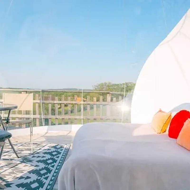 Nuit en Bulle avec Jacuzzi Privatif près de Cahors