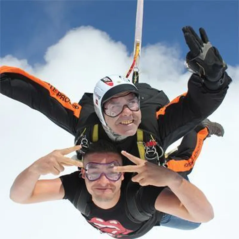 Saut en Parachute Tandem à Lille