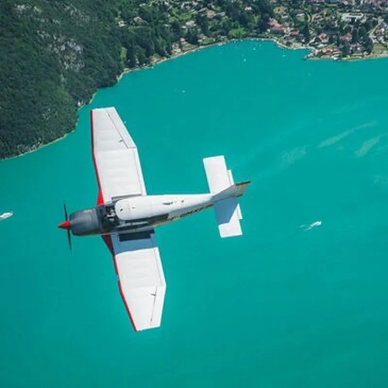 Baptême en Avion - Survol Lac d'Annecy et Aravis