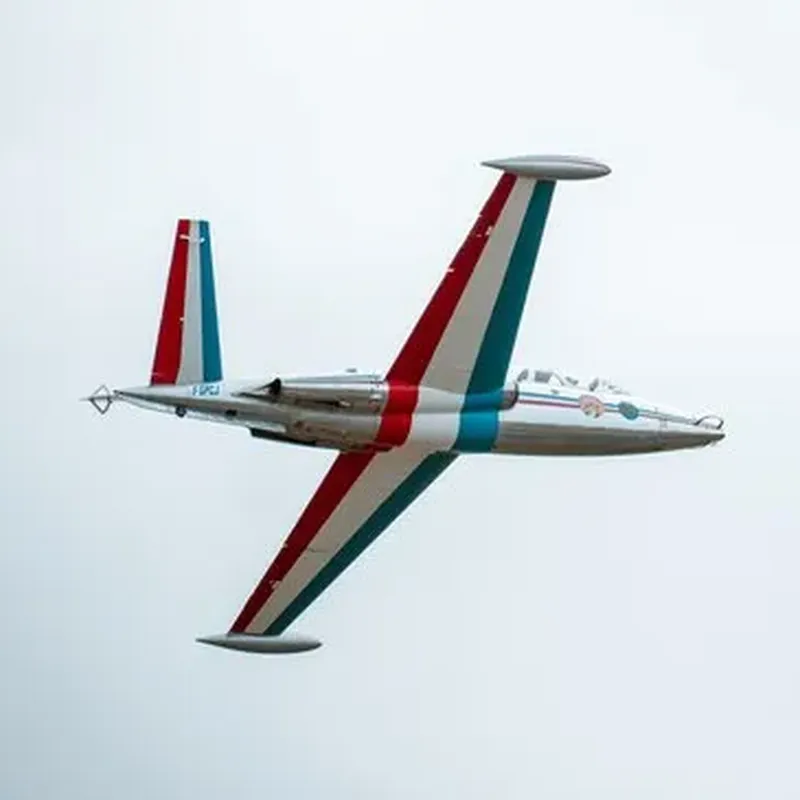 Vol en Avion de Chasse Fouga près d'Amiens - La Baie de Somme