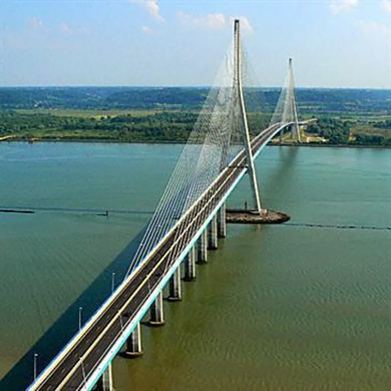 Vol Privatif en Hélicoptère - Survol du Pont de Normandie