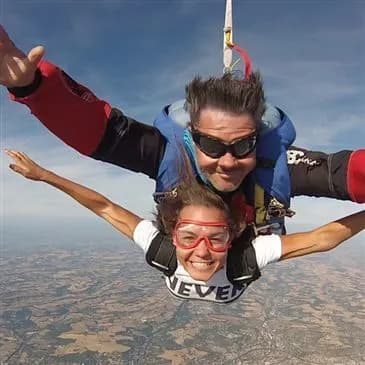 Saut en Parachute Tandem à Agen