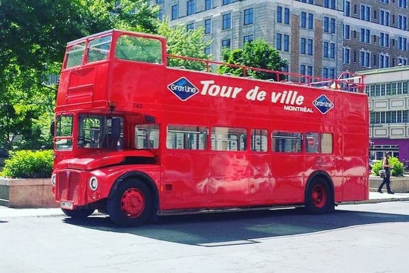 Montréal : Visite guidée en autobus à deux étages (Hop-on Hop-off)