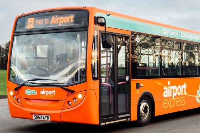 Billet Edimbourg : Bright Bus Airport Express De/vers l'aéroport d'Édimbourg