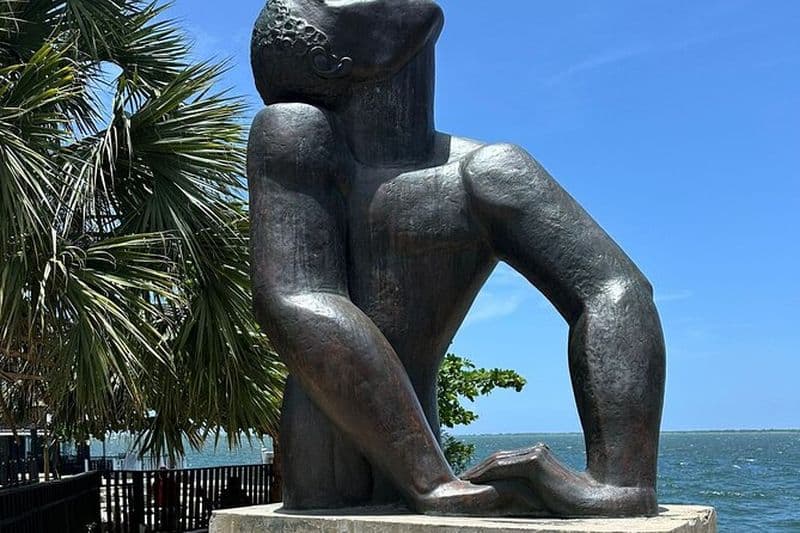 Kingston Sans filtre ! Une visite à pied qui vous fera dire wow.