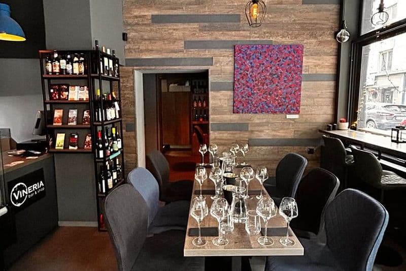 Boutique de vins et tapas Dégustation de vins bulgares