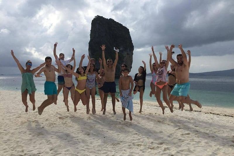 Billet Railay et 4 - Croisière hors-bord au coucher du soleil sur l'île avec tuba nocturne