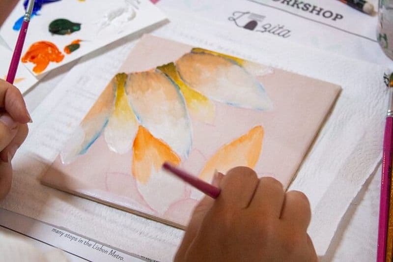 Peinture de carrelage et cocktails dans le centre-ville de Porto