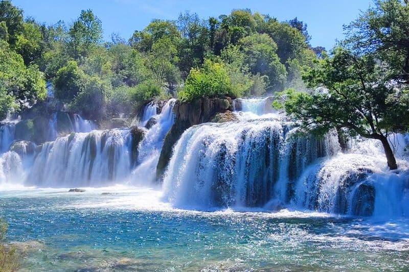 Billet Cascades de Krka demi-journée, visite privée de Sibenik