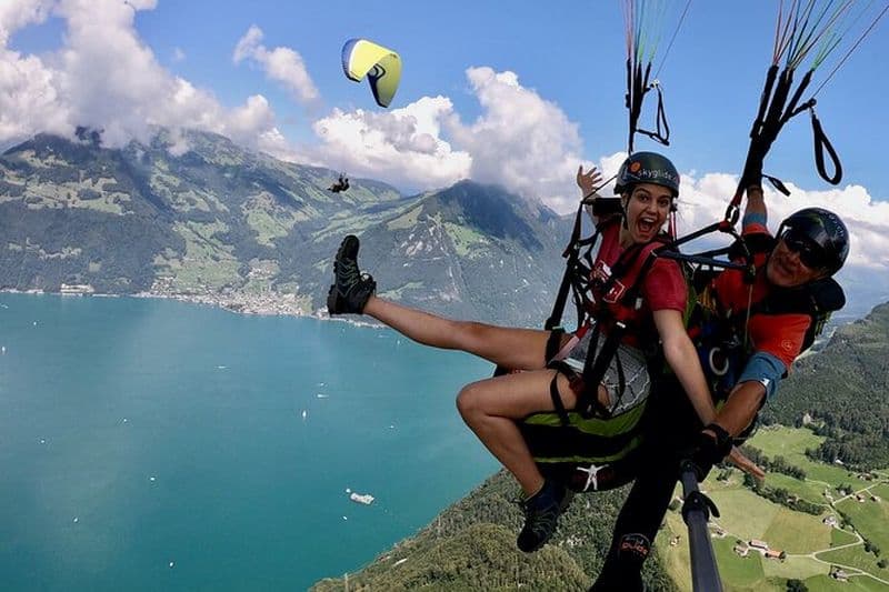 Vols professionnels en tandem pour parapente de Luzern / Lucerne