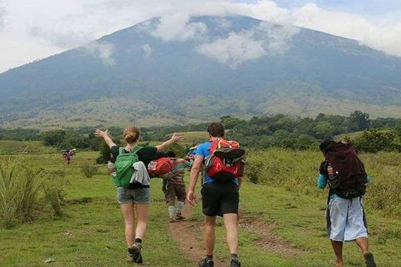 Billet Explorez le mont Rinjani au sommet, lac et source chaude (3D 2N)