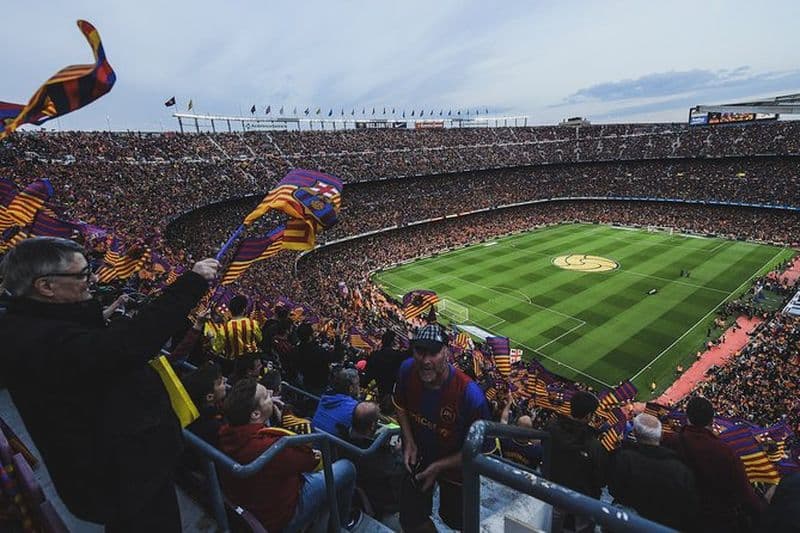 Visite privée du club de football de Barcelone avec un guide local sympathique