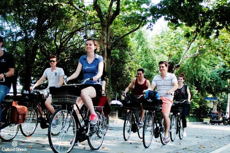 Billet Excursion à vélo d'une demi-journée le matin de la vieille ville de Shanghai