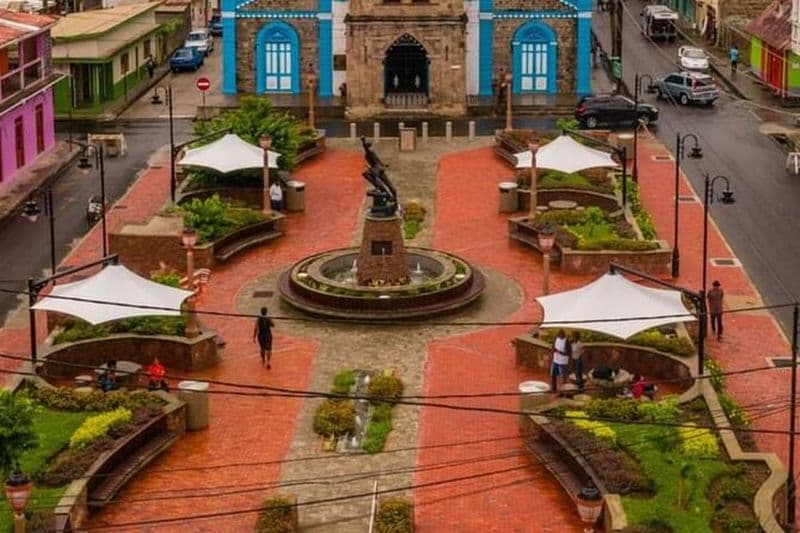 Billet Jardin botanique et bain minéral Visite à pied dans la Soufrière