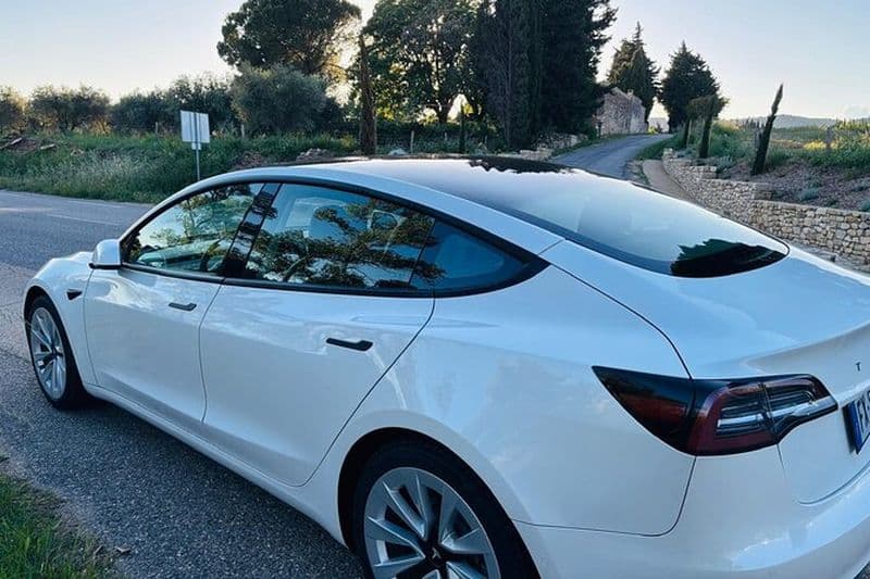 Chauffeur Privé : Aéroport Marseille → Avignon