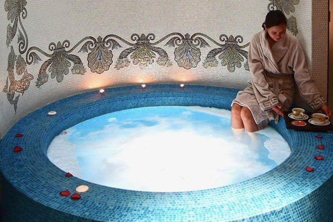 Versace Elite Indulgence Le voyage spa ultime