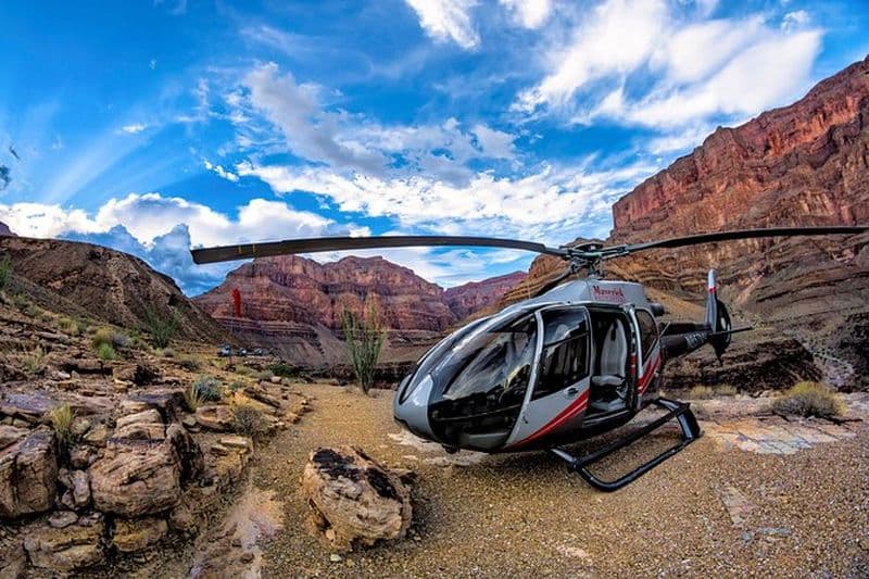Billet Excursion en hélicoptère de luxe au Grand Canyon avec atterrissage au départ de Las Vegas