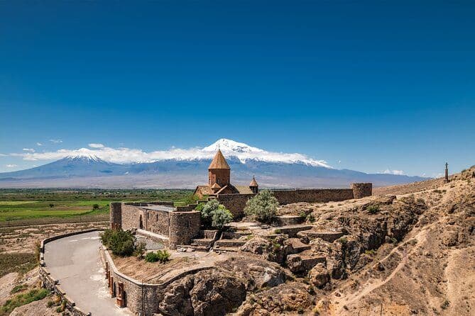 Billet Excursion d'une journée à Khor Virap, Noravank, grotte d'Areni, dégustation de vin