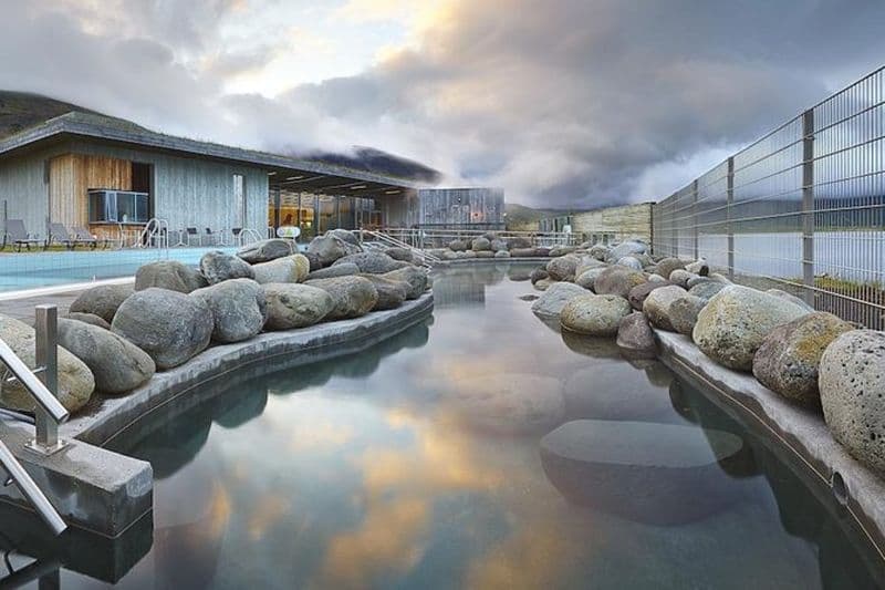 Spa géothermique Fontana et excursion au Cercle d'or au départ de Reykjavik