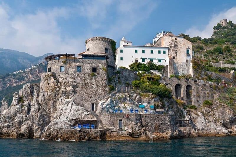 Billet Location de bateau auto-piloté sur la côte d'Amalfi