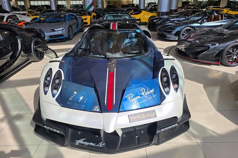 Visite de Dubaï en voiture de luxe avec dépôt au Dubai Mall 2 heures