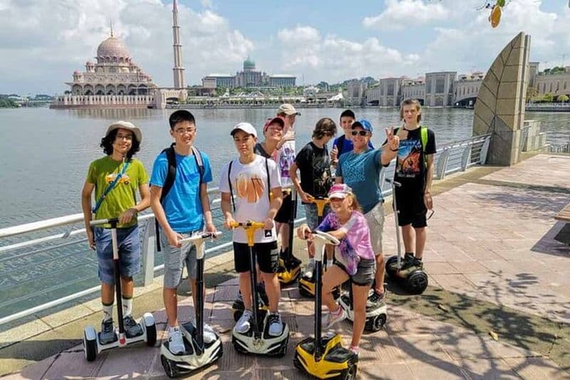 Putrajaya 10 km Eco Ride Tour en Segway avec prise en charge à l'hôtel