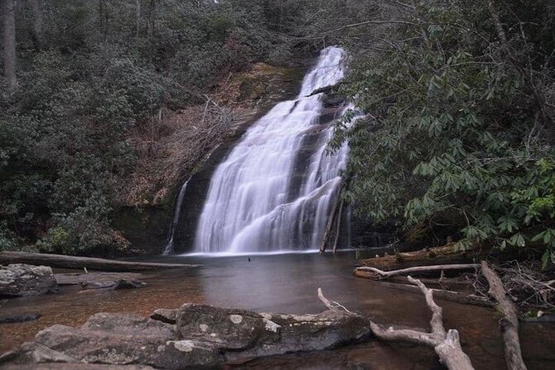 Billet Visite privée de la cascade de Géorgie du Nord et randonnées panoramiques