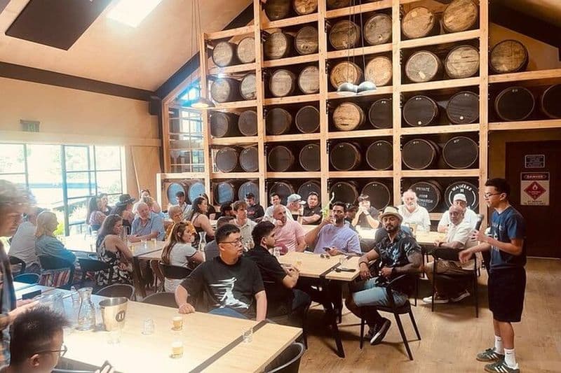 Billet Île Waiheke: Taste&Graze Whisky Cellar Tour, Nourriture, Huile d'olive