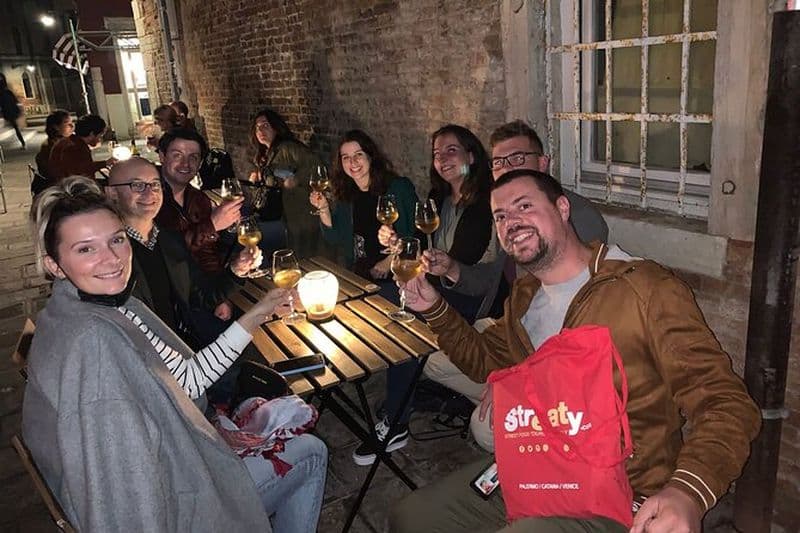 Une soirée vénitienne - Dégustation de vins et Cicchetti avec un guide local