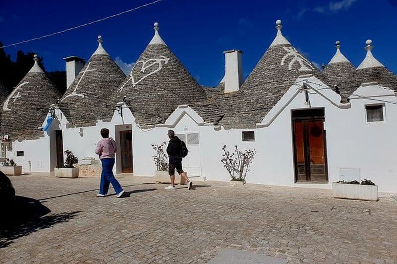 Billet Brindisi : visite d'Alberobello et d'Ostuni pour les passagers des navires de croisière