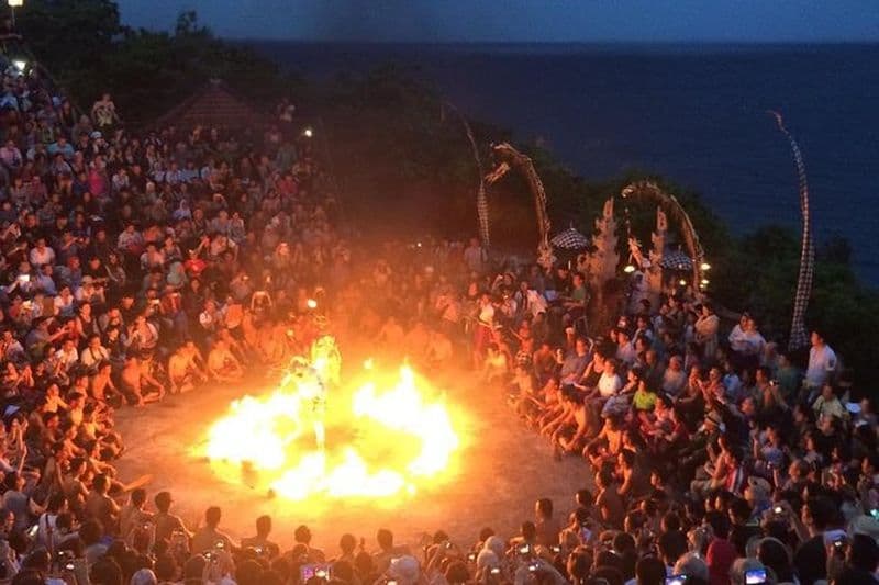 Billet Visite privée du temple Uluwatu et de la danse du feu Kecak dans la baie de Jimbaran