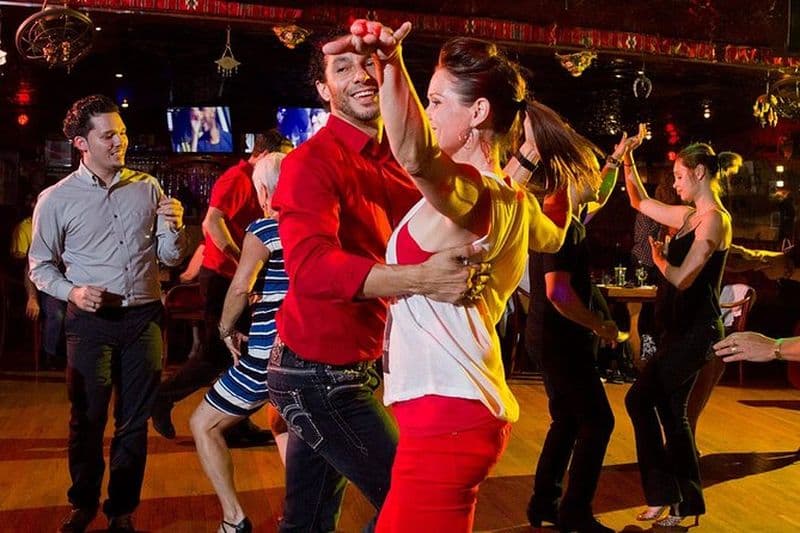 Expérience de danse pour les amoureux de la salsa à Londres