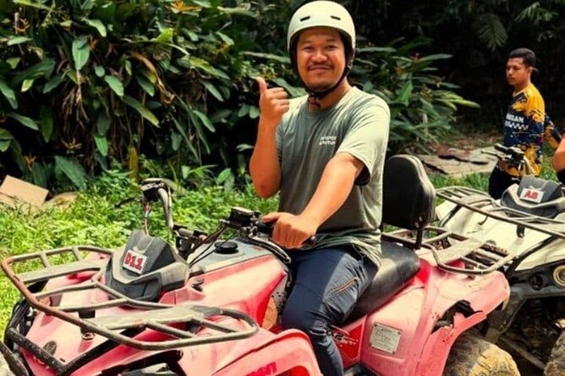 Thrill Seekers Unite : Aventure en VTT à Kemensah