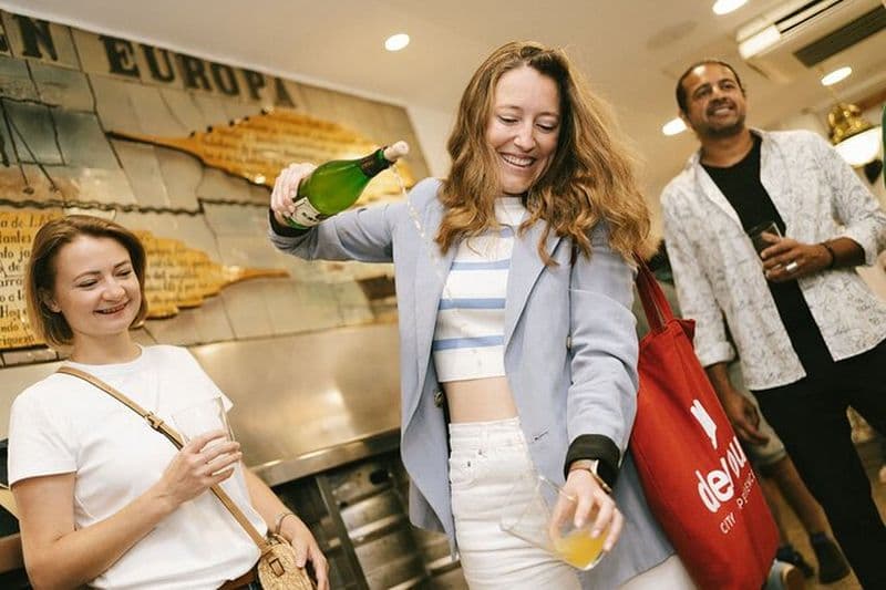 Visite de la vieille ville de Saint-Sébastien en petit groupe