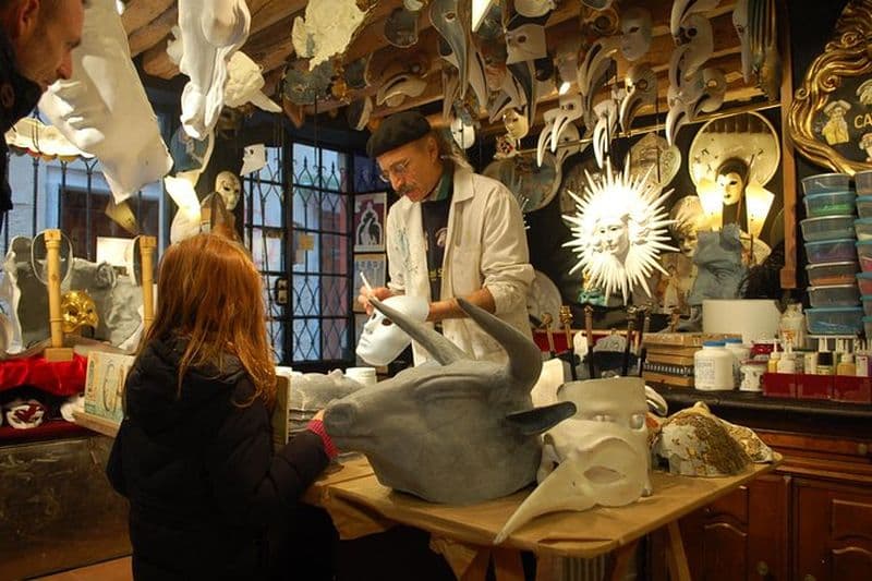 Atelier privé de peinture de masques à Venise