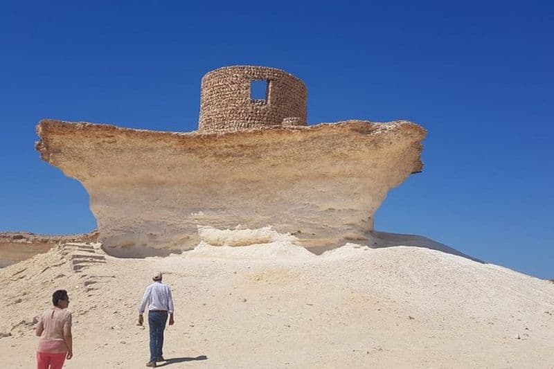 Billet Visite de la côte ouest du Qatar: Zekreet, Richard Serra et Mushroom Rock Formation