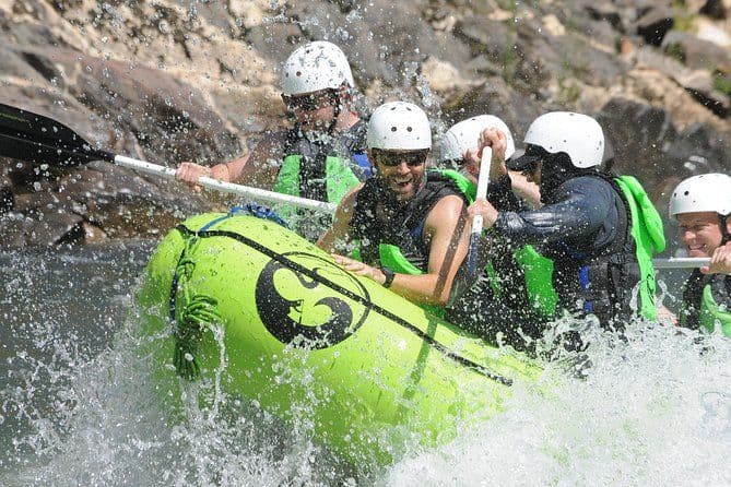 Rivière South Fork American - Excursion en rafting dans les gorges du PM (classe 2-3 +)