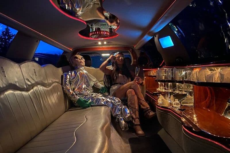 Billet Hommes en noir OVNI E.T. Visite nocturne de Big Foot