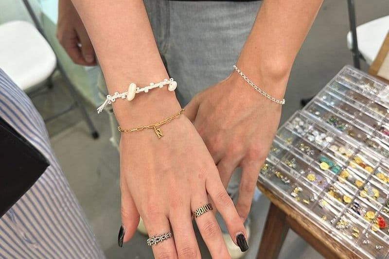 Atelier Bijoux Barcelone : Bracelets, chevilles et colliers