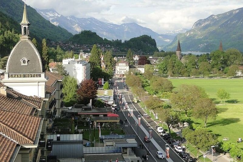 Visite à pied d'Interlaken avec un guide professionnel privé