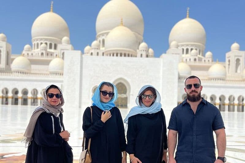 Billet Excursion d'une journée complète à Abu Dhabi avec photographie gratuite