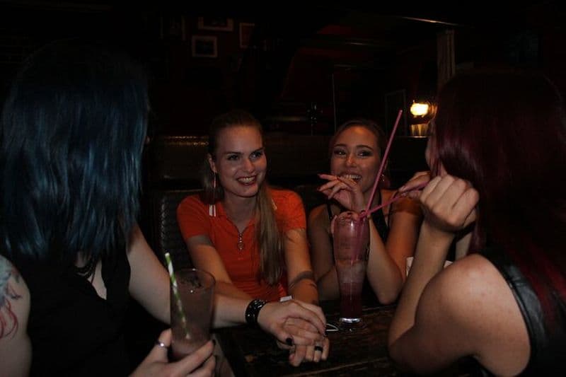 Billet Ladies Night Party Tour à Hambourg avec cocktail, vin mousseux et shots