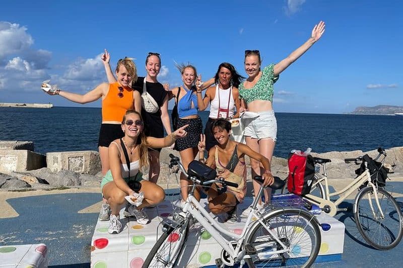 Visite guidée à vélo de 3 heures à Palerme avec dégustation