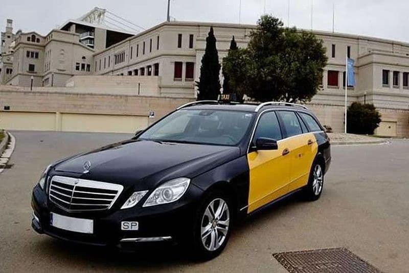 Billet Transfert privé à votre arrivée à l'aéroport El Prat vers le centre de Barcelone