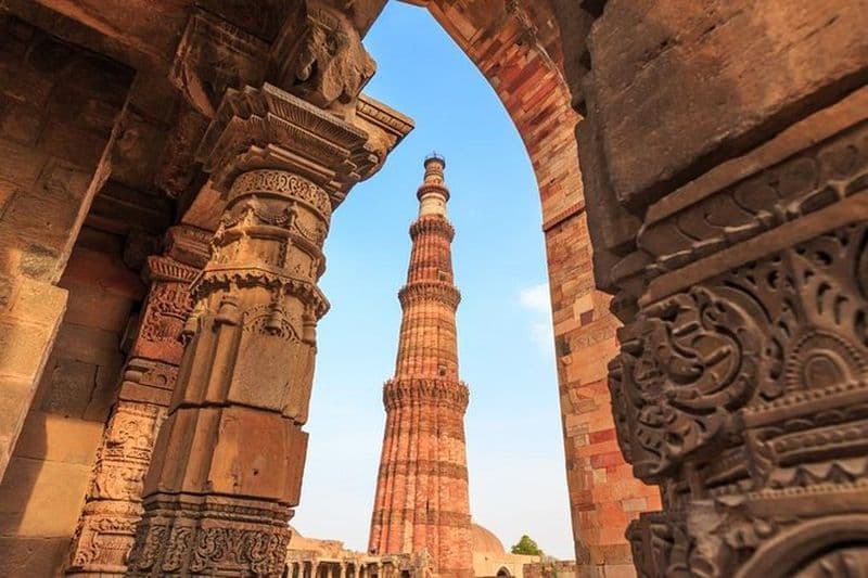 Billet Excursion privée à Delhi : temple du Lotus, Qutub Minar et Dilli Haat