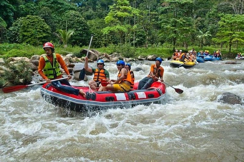 Rafting en eau vive à 5 km + excursion en VTT d'une heure au départ de Phuket