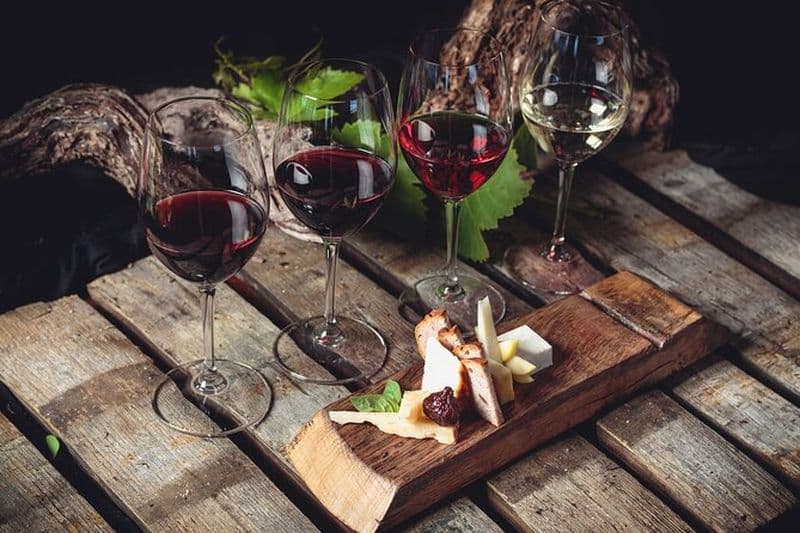 Visite de vignobles et dégustation à Tenerife avec le sommelier