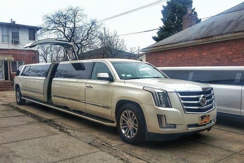 Visite touristique de New York à Manhattan (nouvelle limousine Cadillac Escalade Jet Door)