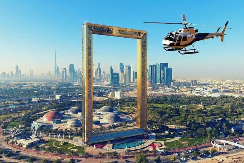 Expérience en hélicoptère à Dubaï avec les options touristiques