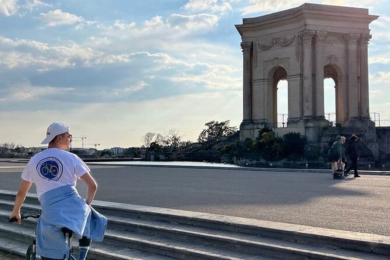 Visite Guidée du Centre Ville de Montpellier en Vélo électrique